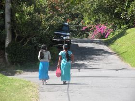 December in Boquete, two young women in traditonal dress. – Best Places In The World To Retire – International Living
