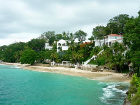 Upscale Homes on Contadora – Best Places In The World To Retire – International Living