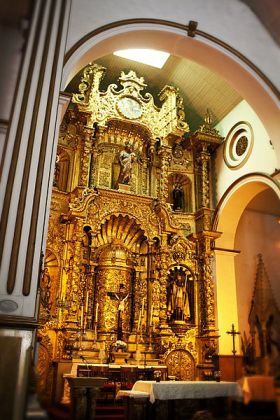 Golden Altar Casco Viejo Panama – Best Places In The World To Retire – International Living