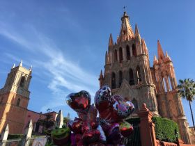 Balloon hearts near church in San Miguel de Allende – Best Places In The World To Retire – International Living