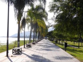 Lake Chapala Malecon – Best Places In The World To Retire – International Living