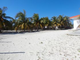 House and double lot three rows back from the ocean, Yucatan, Mexico – Best Places In The World To Retire – International Living