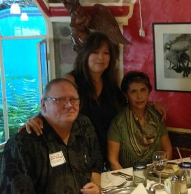 Alicia Gomez (center) at a meet and greet in Ajijic, Mexico – Best Places In The World To Retire – International Living