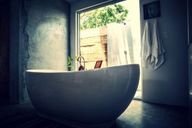 Freestanding tub with outdoor view at Dlaaya resort, Panama – Best Places In The World To Retire – International Living