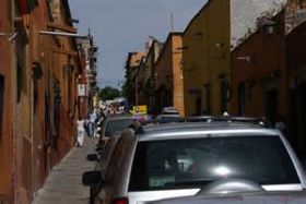 Driving through Sam Miguel de Allende, Mexico – Best Places In The World To Retire – International Living