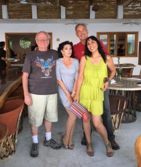 Expats in Ajijic restaurant