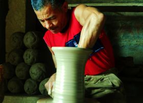 Making pottery in Hererra Province, Panama – Best Places In The World To Retire – International Living